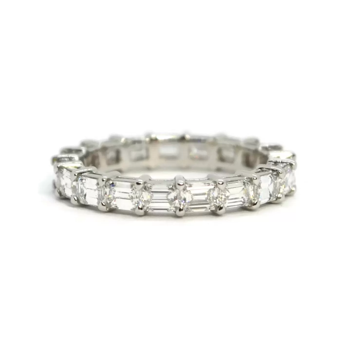 AFJ Diamond Collection - Eternity Band Ring with Emerald-cut Diamonds horizontal 2.34 carats, Platinum