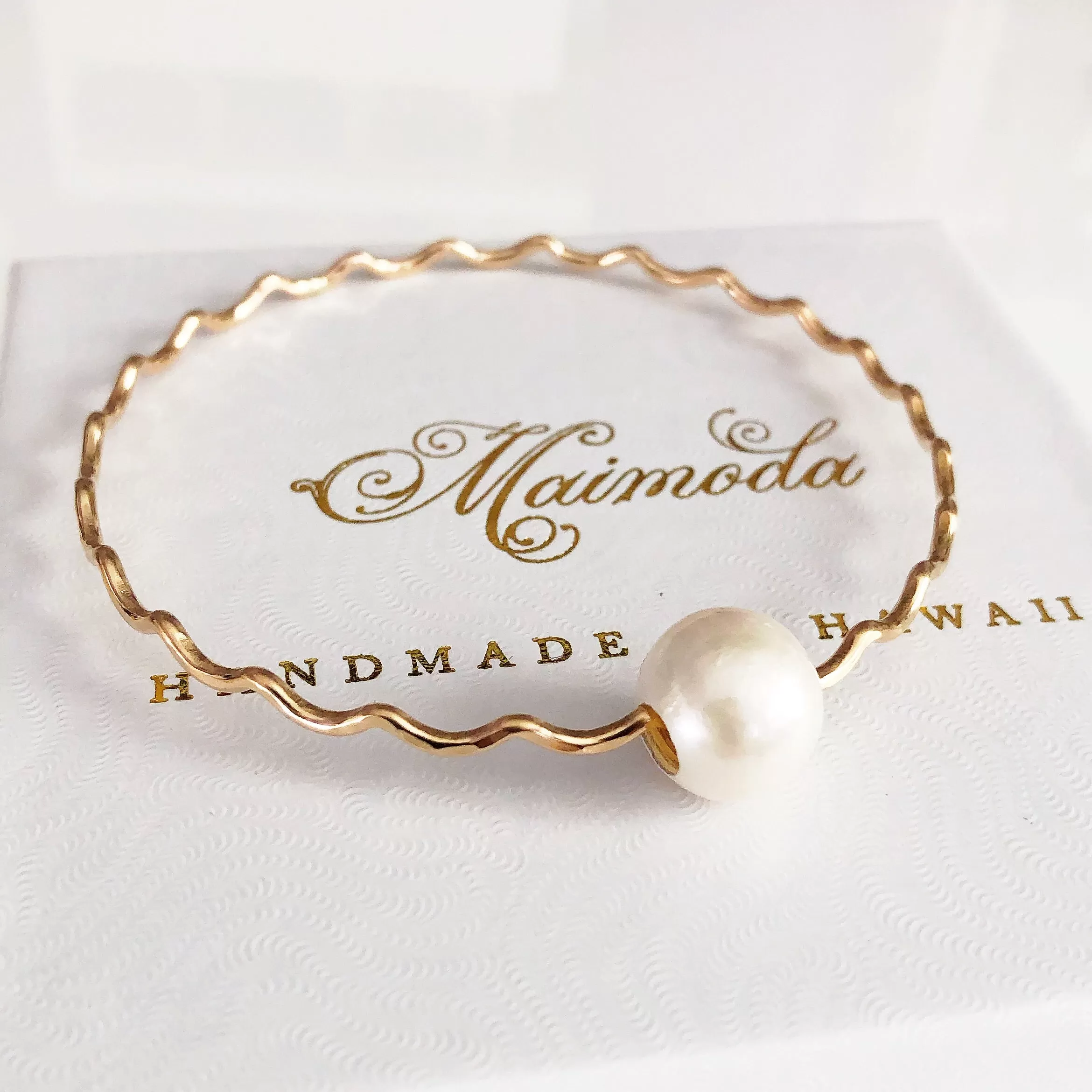 Bangle UNAHI - white Edison pearl (B429)