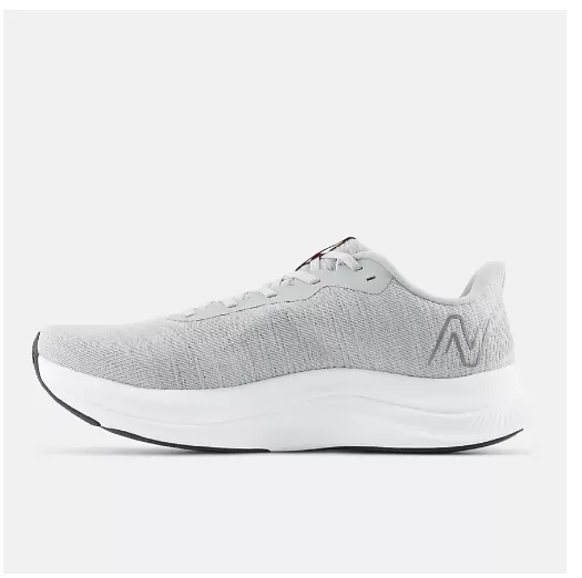 M New Balance FuelCell Propel v4