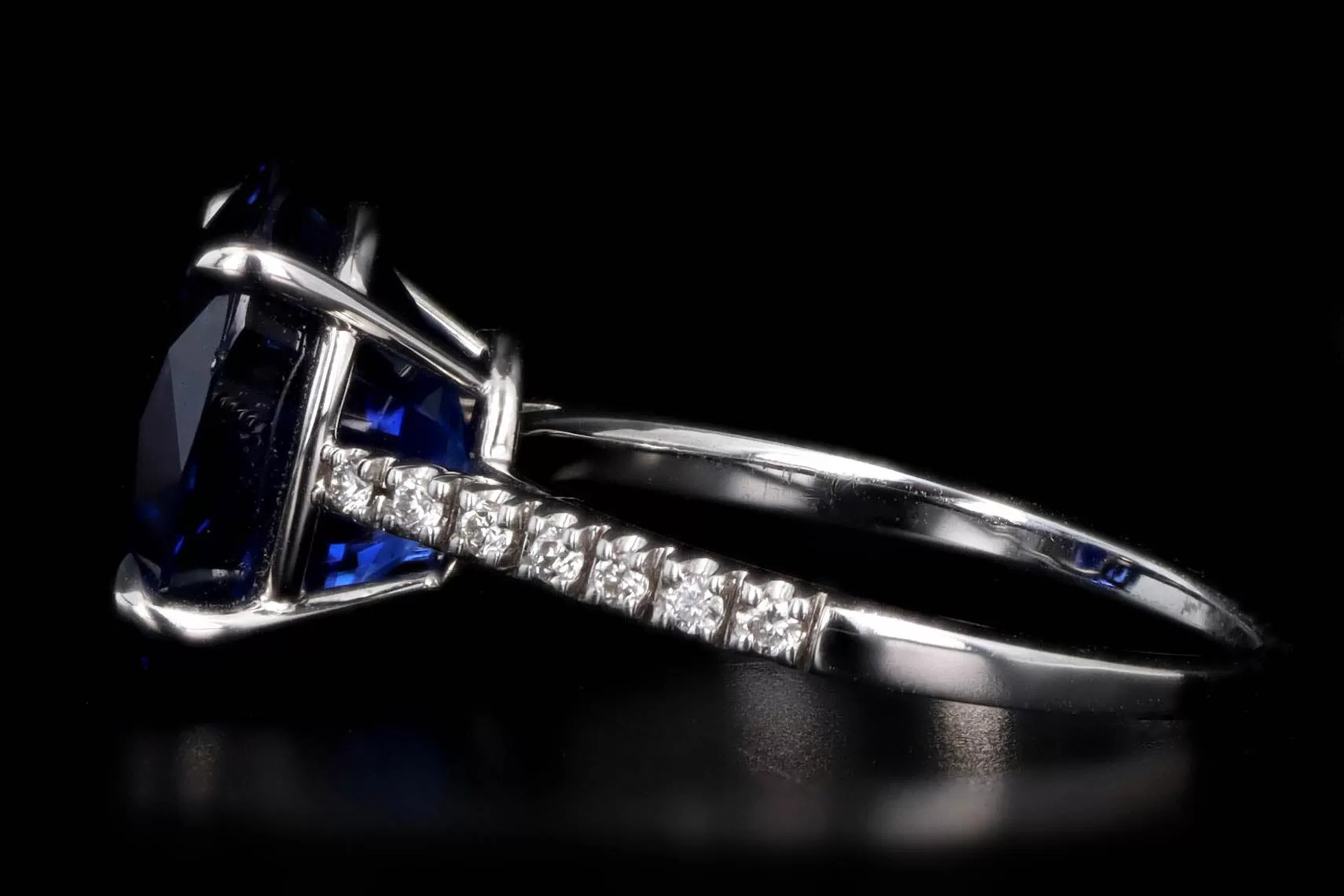 Platinum 6.25 Carat Oval Royal Blue Ceylon Natural Sapphire & Diamond Ring