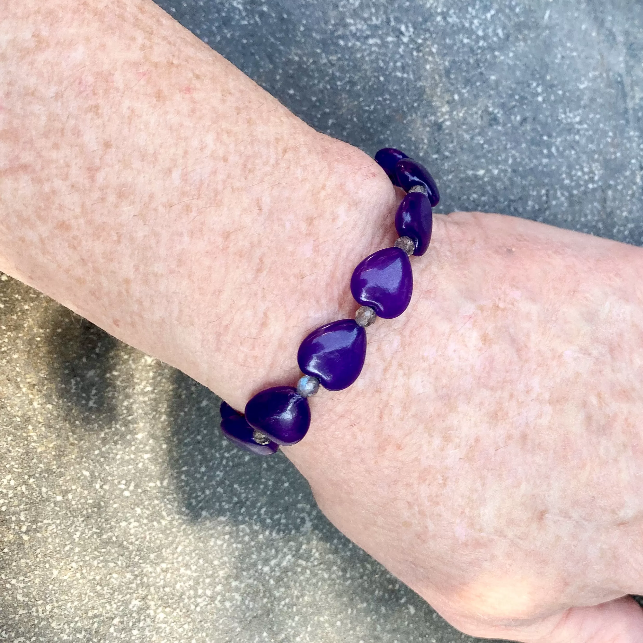 Russian Amethyst Hearts and Flashy Labradorite Stretch Bracelet