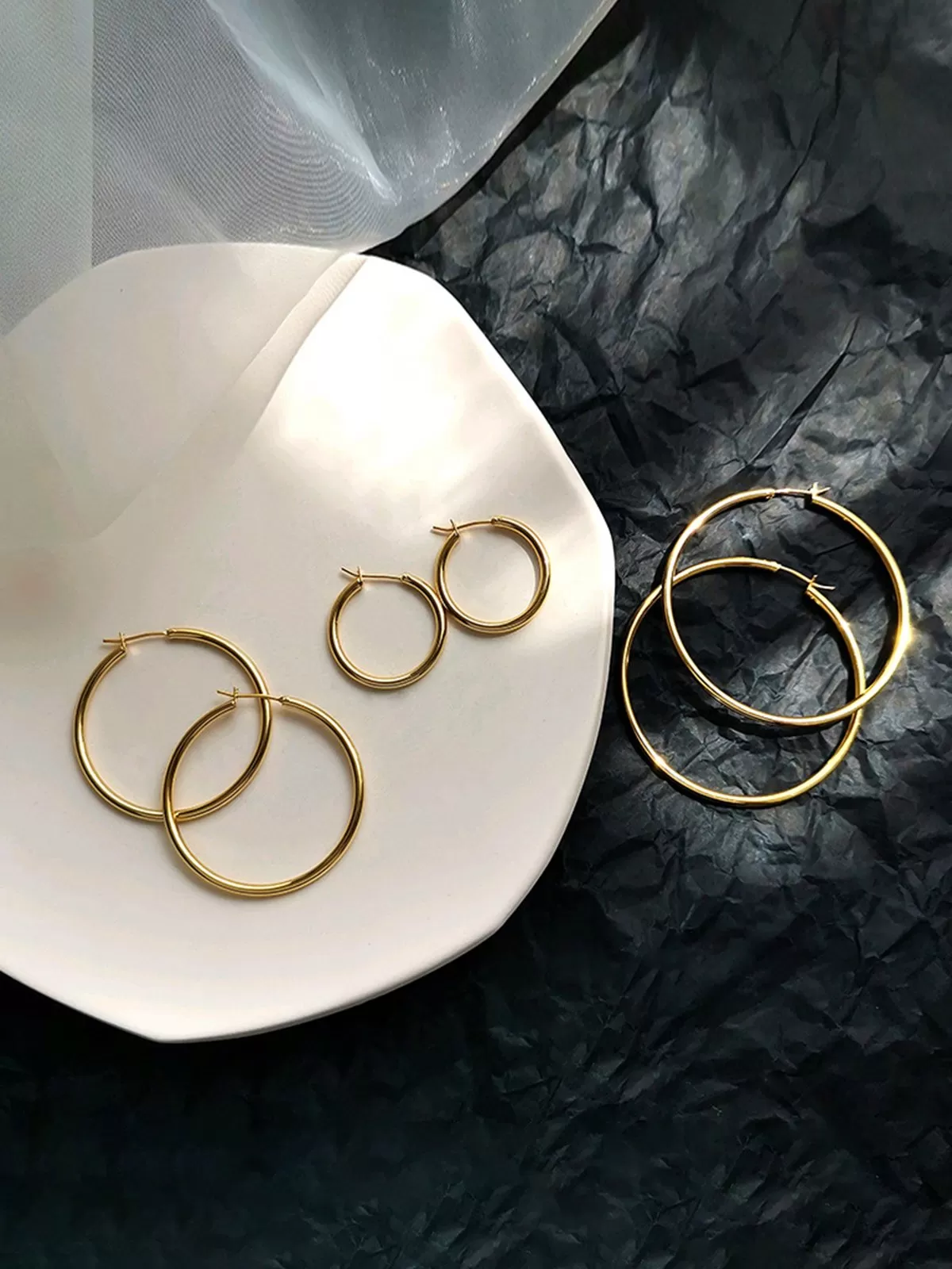 Simple Circle Earrings