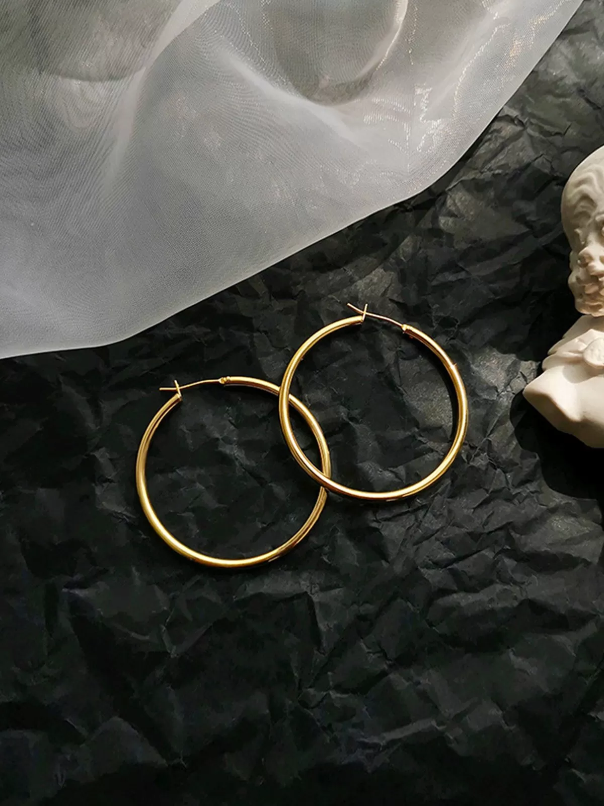 Simple Circle Earrings