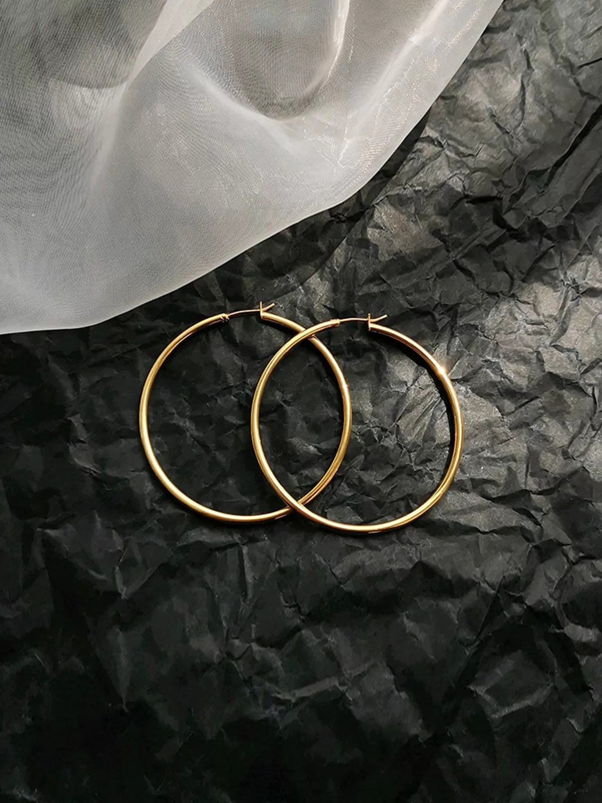 Simple Circle Earrings