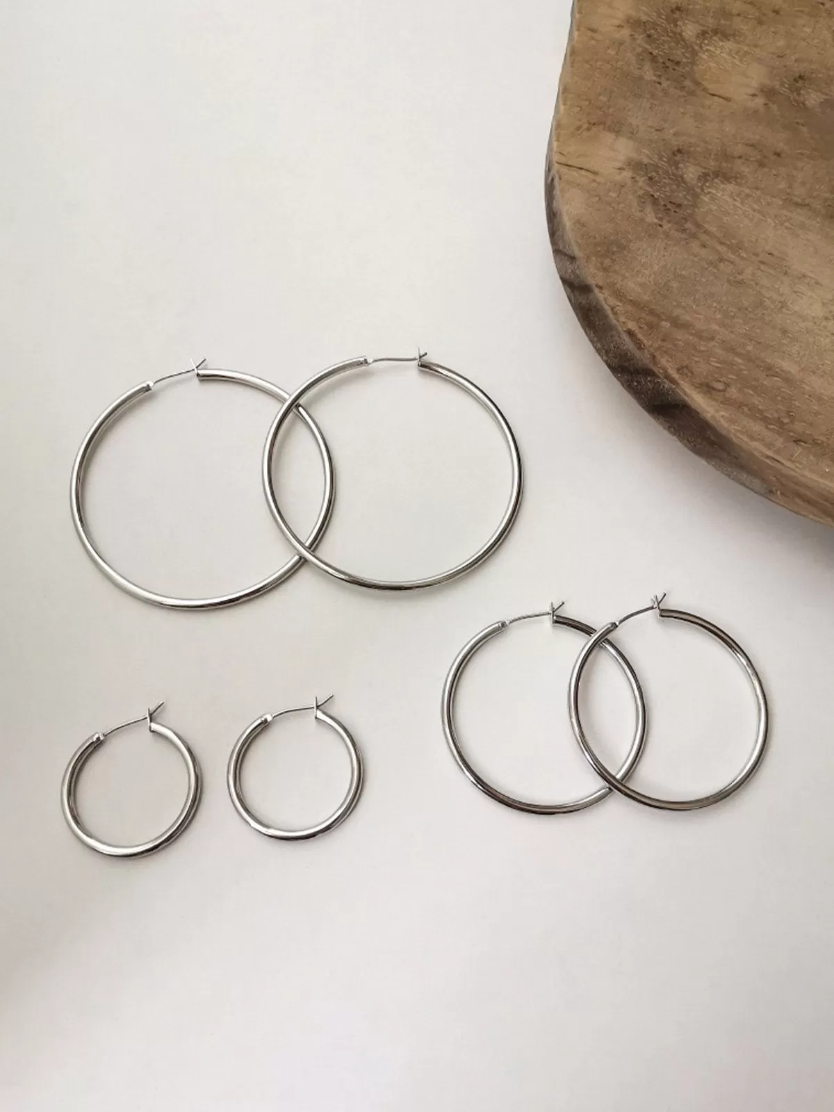 Simple Circle Earrings