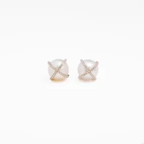 WD417, 14kt gold, pearl stud with pave x diamond stud earrings